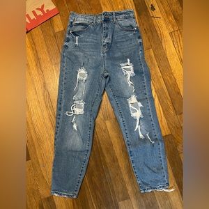 Size 11/30 Ripped Elite Jeans